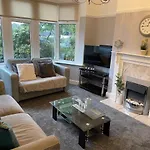 Spacious And Stunning 4 Bed House In Blackpool