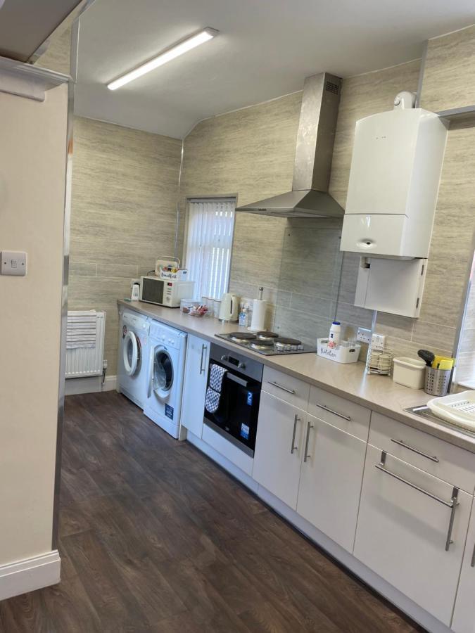 Spacious And Stunning 4 Bed House In Holiday home *
